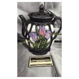 Cast iron tea light with tulips