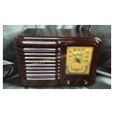 Vintage tube type sentinel radio non working