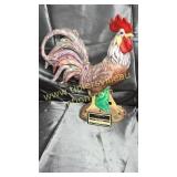 Rooster statue chip on comb