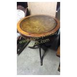 Leather top mahogany drum table