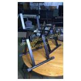 2 folding amplifier stands