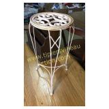 Wrought iron fern stand 21in tall