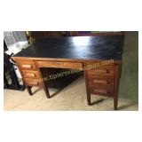 Nice antique oak desk 5ft