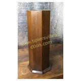 Antique oak pedestal 20in