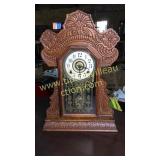 Antique Ingrahm kitchen clock works and chimes on