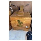 Griffin shoe shine box