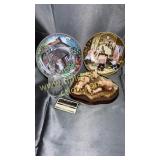 Pig bell, statue and plates