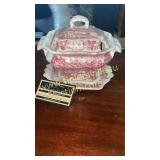 Pink and white small gravy tureen