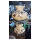 Beauty of gold tone detail lamp with glass prisms