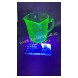 Vaseline glass measuring cup