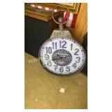 Modern decor Kensington station clock