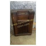 Antique radio