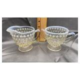 Moonstone cream and sugar