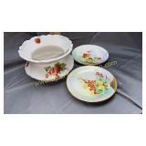 Porcelain berry cuspidor and 2 saucers