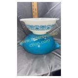 Blue horizon Pyrex mixing bowls