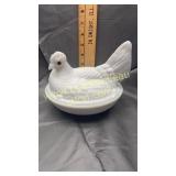 Hen on nest chip on lid