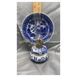 Blue willow small oil lamp