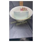 2 vintage mixing bowls
