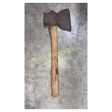 Broad head hatchet