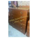 Mid century walnut 6drawer chest