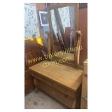 Empire princess dresser