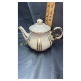 Sadler England tea pot