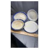 Four pieces of old blue and white dishes