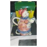 Pig tea pot