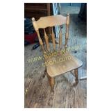 Oak side chair