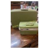 2 PCs vintage green samsonite luggage