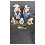 Cow figurines