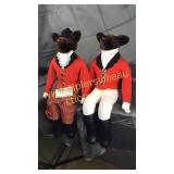 Hansford plush mantle foxes