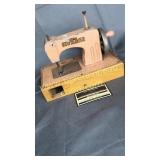 Vintage KAYanEE toy sewing machine