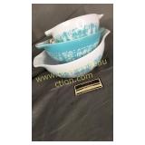 Pyrex Amish butter print 3pcs nesting bowls-