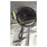 Wagner ware no 5 cast iron skillet