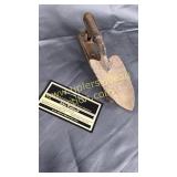 Cast iron spade door knocker