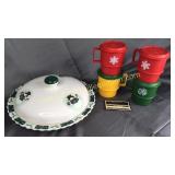 Christmas pie saver and Tupperware mugs