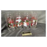 Set of 8 1978 holly hobbie Christmas glasses