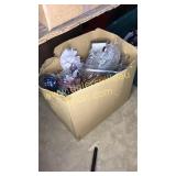 Box of misc & glassware