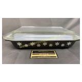 Pyrex black snowflake 1.25qt rectangle casserole