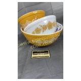 3pc Pyrex butterfly gold nesting bowls