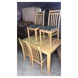 Table & 4 chairs in light finish