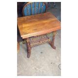 Oak parlor table