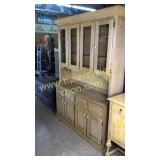 Large oak 2pc hutch cabinet