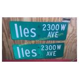 Pair of Iles ave signs