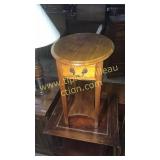 Small occ. table with drawer