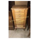 Jewelry chest
