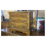 3 drawer night stand