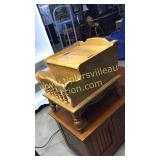 Maple retro storage table with magazine rack