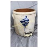 2 gallon tornado crock has hairline